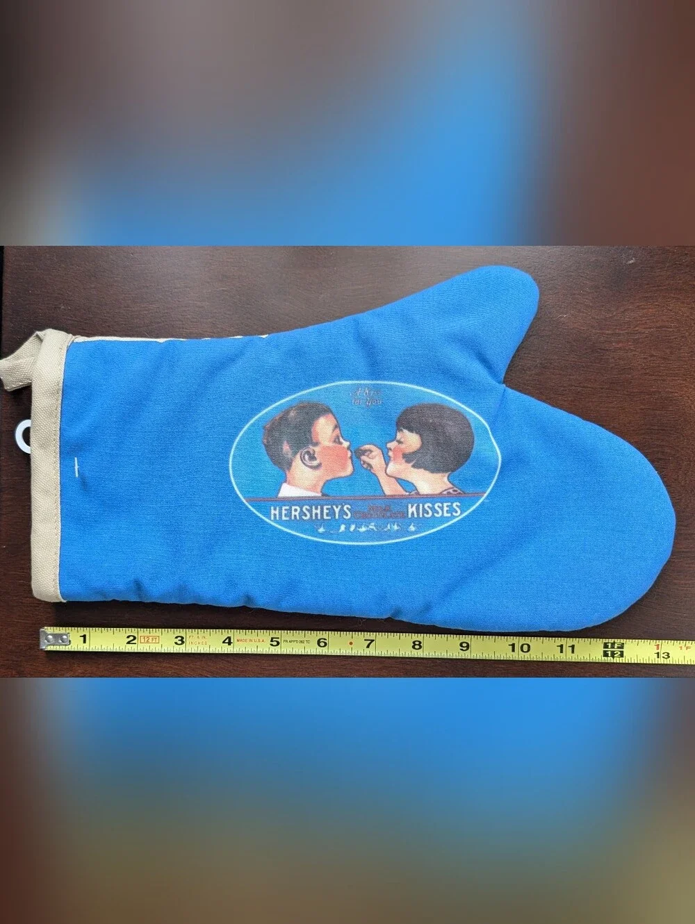1990s Hershey's Kisses Blue Kitchen Oven Mitt